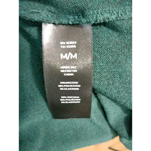Well Worn Womens Sz Med Shirt Pullover Long Sleeve V-Neck Soft Knit Dark Green - Picture 6 of 6